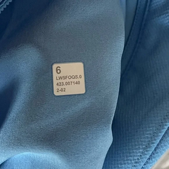 {Lululemon} License to Train High-Rise Pant in Aero Blue - Womens 6 - Picture 9 of 10